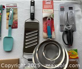 MaxSold Auction: Vintage Assorted NIB Kitchen Utensils: Spatula, Peelers, Scale, & More. Great lot! - Los Altos (California, USA) SELLER MANAGED Estate Sale Online Auction - Newcastle Drive