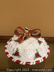 MaxSold Auction: Vintage Fitz and Floyd Essentials Yuletide Holiday Christmas Pie Keeper - Los Altos (California, USA) SELLER MANAGED Estate Sale Online Auction - Newcastle Drive