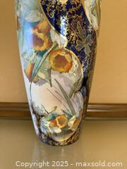 MaxSold Auction: Vintage Hand Painted Floral Vase w/ Gold Accent - Los Altos (California, USA) SELLER MANAGED Estate Sale Online Auction - Newcastle Drive