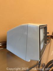 MaxSold Auction: Vintage HP Hewlett-Packard 82912A Moniter - Los Altos (California, USA) SELLER MANAGED Estate Sale Online Auction - Newcastle Drive