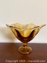 MaxSold Auction: Vintage Mid-Century Viking Amber Stretch Art Glass Petal Footed Compote / Centerpiece Bowl - Los Altos (California, USA) SELLER MANAGED Estate Sale Online Auction - Newcastle Drive