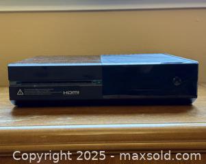 MaxSold Auction: Xbox One Gaming Console - Los Altos (California, USA) SELLER MANAGED Estate Sale Online Auction - Newcastle Drive