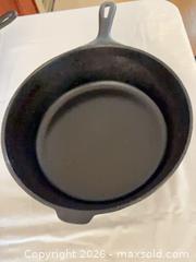 MaxSold Auction: Cast Iron Frying Pans A - London (Ontario, Canada) PARTNER MANAGED Downsizing Online Auction - Ford Crescent