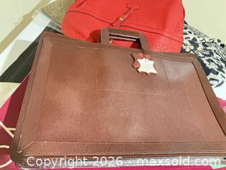 MaxSold Auction: Fashion Bag lot. A - London (Ontario, Canada) PARTNER MANAGED Downsizing Online Auction - Ford Crescent
