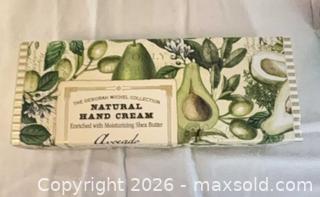 MaxSold Auction: Hand Soaps, Hand Creams, Moisturizers, Shower Gels A - London (Ontario, Canada) PARTNER MANAGED Downsizing Online Auction - Ford Crescent
