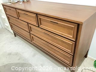 MaxSold Auction: MCM bedroom Dresser. C - London (Ontario, Canada) PARTNER MANAGED Downsizing Online Auction - Ford Cres.