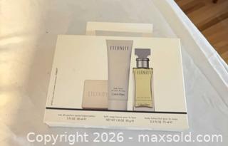 MaxSold Auction: Perfume A - London (Ontario, Canada) PARTNER MANAGED Downsizing Online Auction - Ford Crescent