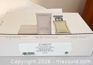 MaxSold Auction: Perfume A - London (Ontario, Canada) PARTNER MANAGED Downsizing Online Auction - Ford Crescent