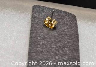 MaxSold Auction: pair of Vanessa Mooney E967 gold-plated brass stud earrings with green and white accents - Toronto (Ontario, Canada) SELLER MANAGED Reseller Online Auction - Dartmoor Drive