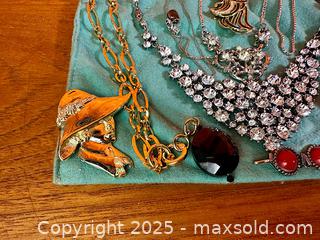 MaxSold Auction: Vintage Estate Jewelry - Hamilton (Ontario, Canada) SELLER MANAGED Estate Sale Online Auction - Gertrude Street