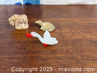 MaxSold Auction: Vintage WADE, Hagen, Germany Miniatures - Hamilton (Ontario, Canada) SELLER MANAGED Estate Sale Online Auction - Gertrude Street