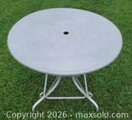 MaxSold Auction: Vintage Aluminum Outdoor Bistro Table - East Cocalico Township (Pennsylvania, USA) SELLER MANAGED Downsizing Online Auction - Stevens Road                   