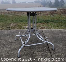 MaxSold Auction: Vintage Aluminum Outdoor Bistro Table - East Cocalico Township (Pennsylvania, USA) SELLER MANAGED Downsizing Online Auction - Stevens Road                   