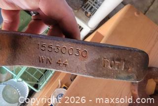 MaxSold Auction: Vintage Metal Torsion Keys (2)  - East Cocalico Township (Pennsylvania, USA) SELLER MANAGED Downsizing Online Auction - Stevens Road                   