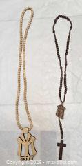 MaxSold Auction: Necklaces with pendant ( 2 pcs) - Toronto (Ontario, Canada) SELLER MANAGED Commercial Liquidation Online Auction - Revlis Crescent