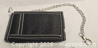 MaxSold Auction: Wallet  - Toronto (Ontario, Canada) SELLER MANAGED Commercial Liquidation Online Auction - Revlis Crescent