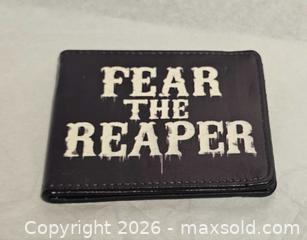 MaxSold Auction: Wallet  - Toronto (Ontario, Canada) SELLER MANAGED Commercial Liquidation Online Auction - Revlis Crescent