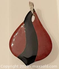 MaxSold Auction: Black & Red Onyx 14K Yellow Gold & Diamond Pendant - Pickering (Ontario, Canada) PARTNER MANAGED Reseller Online Auction -  Granite Court