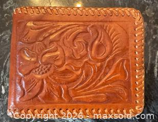 MaxSold Auction: Vintage Hand Made Mexico Tan Leather Wallet with Tooled Floral Design - Pickering (Ontario, Canada) PARTNER MANAGED Reseller Online Auction -  Granite Court