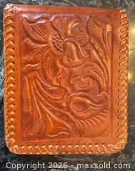 MaxSold Auction: Vintage Hand Made Mexico Tan Leather Wallet with Tooled Floral Design - Pickering (Ontario, Canada) PARTNER MANAGED Reseller Online Auction -  Granite Court