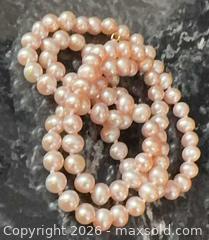 MaxSold Auction: Vintage Stunning Heavy 14K Cultured Round Gold Pink/Peach Pearl Necklace 22” - Pickering (Ontario, Canada) PARTNER MANAGED Reseller Online Auction -  Granite Court