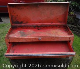 MaxSold Auction: International Top Tool Chest 3-Drawer Metal Toolbox - New Westminster (British Columbia, Canada) SELLER MANAGED Downsizing Online Auction - Eighth Street