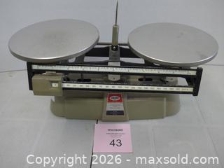 MaxSold Auction: OHAUS Harvard Trip Two-Pan Mechanical Balance 2 kg / 5 lb - New Westminster (British Columbia, Canada) SELLER MANAGED Downsizing Online Auction - Eighth Street