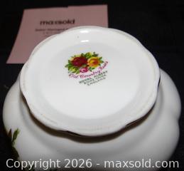 MaxSold Auction: Royal Albert Old Country Roses Bone China Creamer & Open Sugar Bowl - New Westminster (British Columbia, Canada) SELLER MANAGED Downsizing Online Auction - Eighth Street