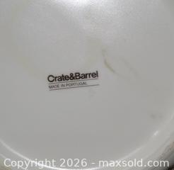 MaxSold Auction: Set of 2 Mid-Century Modern Ceramic Vases — Crate & Barrel, Simons/MAISON - New Westminster (British Columbia, Canada) SELLER MANAGED Downsizing Online Auction - Eighth Street