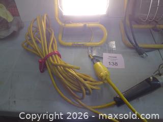 MaxSold Auction: Work Lights & Trouble Light - 3-Piece Lot - New Westminster (British Columbia, Canada) SELLER MANAGED Downsizing Online Auction - Eighth Street