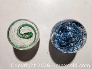 MaxSold Auction: Hand blown glass paperweights - Upper Moreland Township (Pennsylvania, USA) SELLER MANAGED Charity/Fundraising Online Auction - Davisville Road           