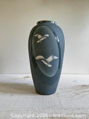 MaxSold Auction: Vintage Blue and White Pottery Vase with Seagull Bird Design - Large Pottery Flower Vase - Kingston (Ontario, Canada) SELLER MANAGED Downsizing Online Auction - Bishop Street