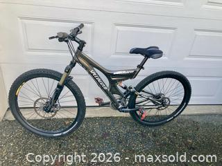 MaxSold Auction: SPECIALIZED ENDURO PRO COLLECTOR BIKE - Coquitlam (British Columbia, Canada) SELLER MANAGED Downsizing Online Auction - Delestre Avenue