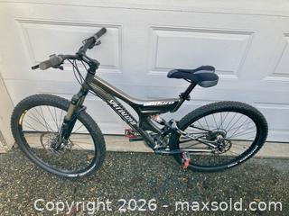 MaxSold Auction: SPECIALIZED ENDURO PRO COLLECTOR BIKE - Coquitlam (British Columbia, Canada) SELLER MANAGED Downsizing Online Auction - Delestre Avenue