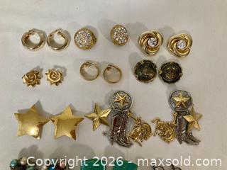 MaxSold Auction: Vintage Costume Jewelry Clip On & Screw on Earrings ( Rhinestone & others), 15 pairs - Coquitlam (British Columbia, Canada) SELLER MANAGED Downsizing Online Auction - Delestre Avenue