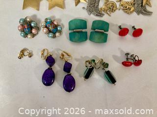 MaxSold Auction: Vintage Costume Jewelry Clip On & Screw on Earrings ( Rhinestone & others), 15 pairs - Coquitlam (British Columbia, Canada) SELLER MANAGED Downsizing Online Auction - Delestre Avenue