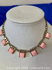 MaxSold Auction: Vintage lucite thermoset, necklace & bracelet, jewelry, 3pcs  - Coquitlam (British Columbia, Canada) SELLER MANAGED Downsizing Online Auction - Delestre Avenue