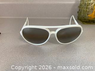 MaxSold Auction:  Vintage Rossignol Ski Sunglasses -Made in France - Coquitlam (British Columbia, Canada) SELLER MANAGED Downsizing Online Auction - Delestre Avenue