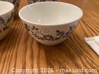 MaxSold Auction: Figgjo Lotte - Ottawa (Ontario, Canada) SELLER MANAGED Reseller Online Auction - Carp Road