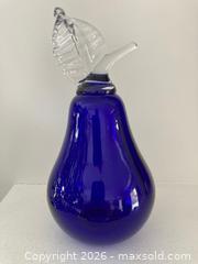 MaxSold Auction: Art Glass Paperweight by ADAM JAB?O?SKI. - Mississauga (Ontario, Canada) SELLER MANAGED Estate Sale Online Auction - Greenbower Court