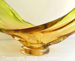 MaxSold Auction: Vintage Edag Stretch Art Glass Centrepiece - Toronto (Ontario, Canada) SELLER MANAGED Downsizing Online Auction - Kingston Road (STORAGE)