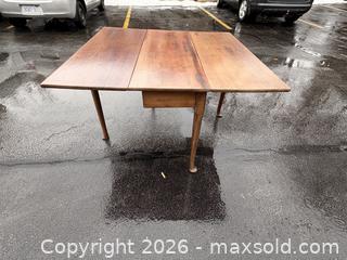 MaxSold Auction: Antique Gate Leg Drop Leaf Table  - Oakville (Ontario, Canada) PARTNER MANAGED Estate Sale Online Auction - Lakeshore Road West