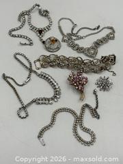MaxSold Auction: Estate Costume Jewellery - Oakville (Ontario, Canada) PARTNER MANAGED Estate Sale Online Auction - Lakeshore Road West