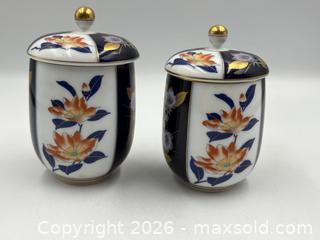 MaxSold Auction: Pair of Vintage Hand Painted Japanese Imari Lidded Porcelain Jars  - Oakville (Ontario, Canada) PARTNER MANAGED Estate Sale Online Auction - Lakeshore Road West