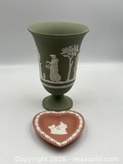 MaxSold Auction: Wedgwood Home Decor - Oakville (Ontario, Canada) PARTNER MANAGED Estate Sale Online Auction - Lakeshore Road West