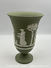 MaxSold Auction: Wedgwood Home Decor - Oakville (Ontario, Canada) PARTNER MANAGED Estate Sale Online Auction - Lakeshore Road West