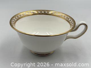 MaxSold Auction: Wedgwood "Ulander Gold" Pattern Dinner and Side Plates - Oakville (Ontario, Canada) PARTNER MANAGED Estate Sale Online Auction - Lakeshore Road West