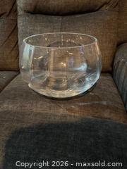 MaxSold Auction: Clear Glass Fishbowl Centerpiece, Approx. 10–12 in Diameter - Mississauga (Ontario, Canada) SELLER MANAGED Downsizing Online Auction -  Glen Erin Drive