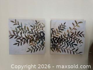 MaxSold Auction: Pair of Botanical Stretched Canvas Wall Art, 18 x 18 in (est) - Mississauga (Ontario, Canada) SELLER MANAGED Downsizing Online Auction -  Glen Erin Drive