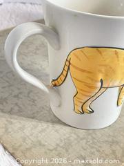 MaxSold Auction: Vintage 3D Cat Mug & Bohemian Hand Painted Ceramic Lying Cat Candy Holder  - Toronto (Ontario, Canada) SELLER MANAGED Reseller Online Auction - Bayview Avenue